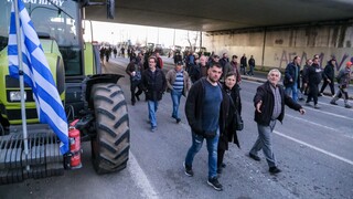 Φλώρινα: Τετράωρος αποκλεισμός στα σύνορα της Νίκης μόνο για τα φορτηγά αυτοκίνητα
