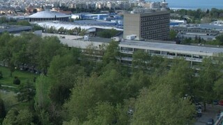 Θεσσαλονίκη: Ανακατάληψη της Nομικής Σχολής του ΑΠΘ μετά την επέμβαση της ΕΛ.ΑΣ.