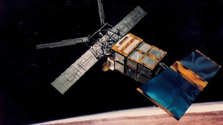 Δορυφόρος 2,3 τόνων θα εισέλθει στην ατμόσφαιρα την Τετάρτη
