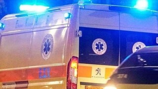 Εύβοια: Αυτοκίνητο αναποδογύρισε μετά από τροχαίο - Στο νοσοκομείο μια γυναίκα