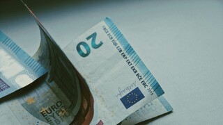 ΔΥΠΑ, e-ΕΦΚΑ: «Μπαράζ» πληρωμών μέχρι την 1η Μαρτίου