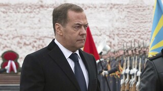 Μεντβέντεφ: Η Μόσχα θα εκδικηθεί για τις νέες δυτικές κυρώσεις