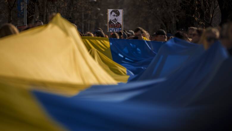 Πόλεμος στην Ουκρανία: Καθυστερεί η στρατιωτική βοήθεια - Τεράστιες οι προκλήσεις