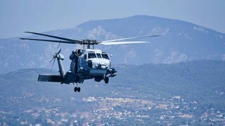 Με ελικόπτερο του Πολεμικού Ναυτικού μεταφέρθηκε ασθενής από πλοίο - Διεκομίσθη στα Χανιά