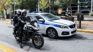 Συνελήφθη 26χρονος με πιστόλι στην κατοχή του στο κέντρο της Αθήνας