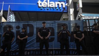 Αργεντινή: Κλειστές πόρτες βρήκαν οι εργαζόμενοι στο δημόσιο πρακτορείο ειδήσεων Telam