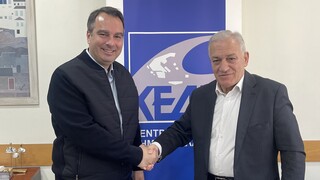 Συνάντηση Θανάση Παπαθανάση με τον Πρόεδρο της ΚΕΔΕ Λάζαρο Κυρίζογλου